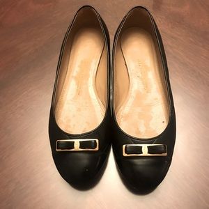 Elegant & classy Salvatore Ferragamo ballerina flats (FREE shipping)